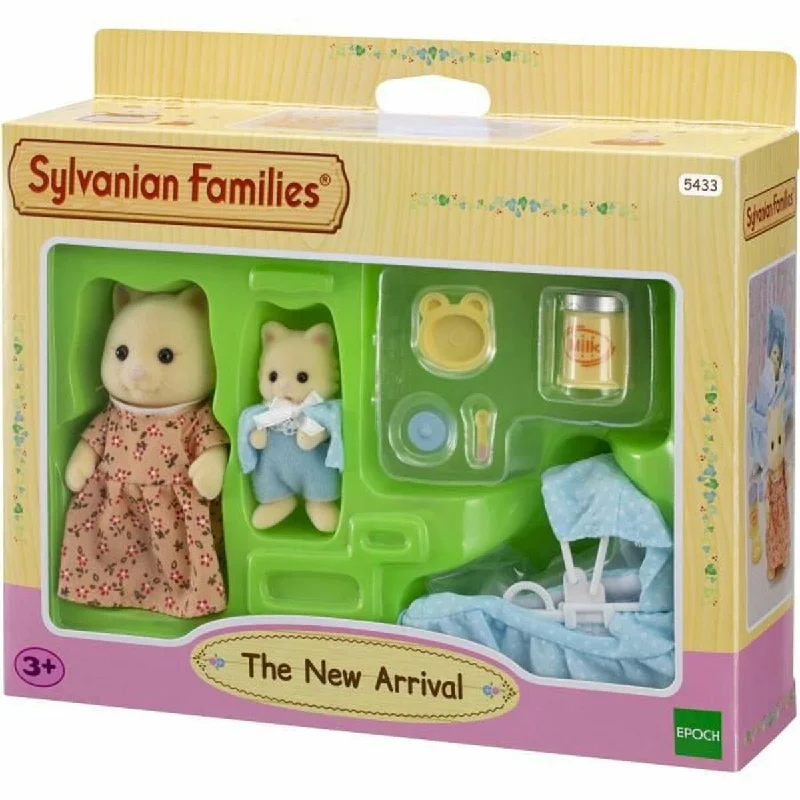 3-story role-playing dollhouse for extended play-Set of Dolls Sylvanian Families The Newcomer