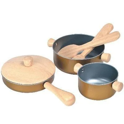 Playing characters with accessories for enhanced play-Cooking Utensils Set